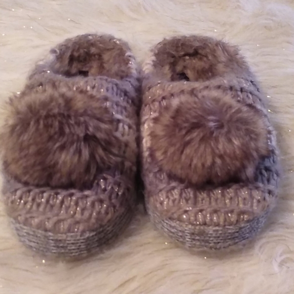 Chinese laundry - Picture 1 of 4